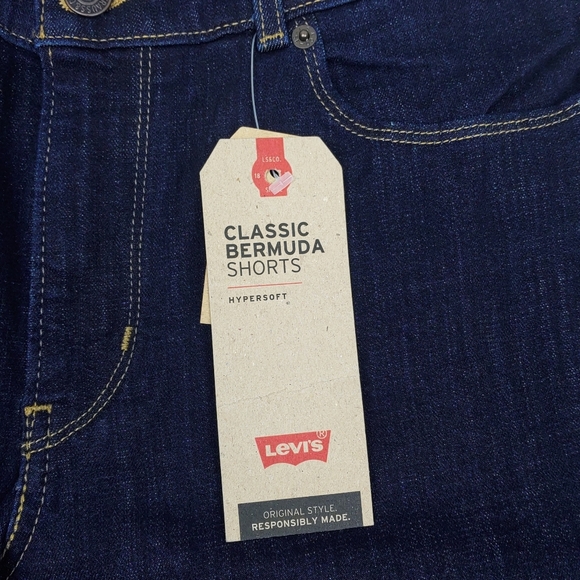 NWT Levis Womens Classic Mid Rise Bermuda Shorts - Picture 6 of 13